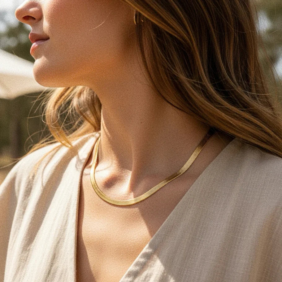 Elysia Herringbone Halskette