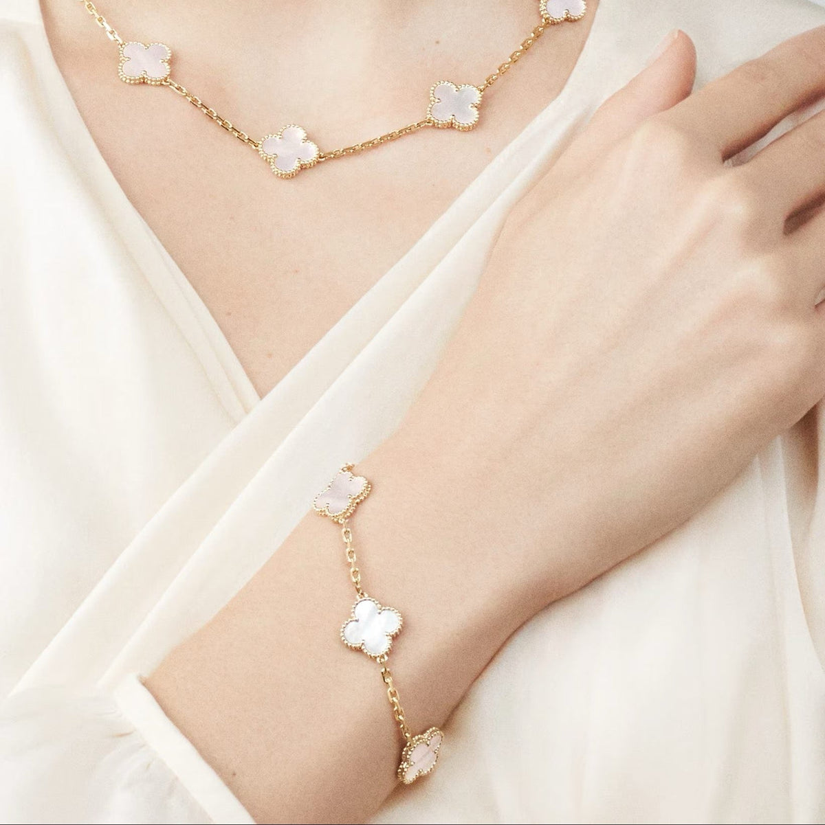 ARMBAND TRÈFLE | WEISS - GOLD