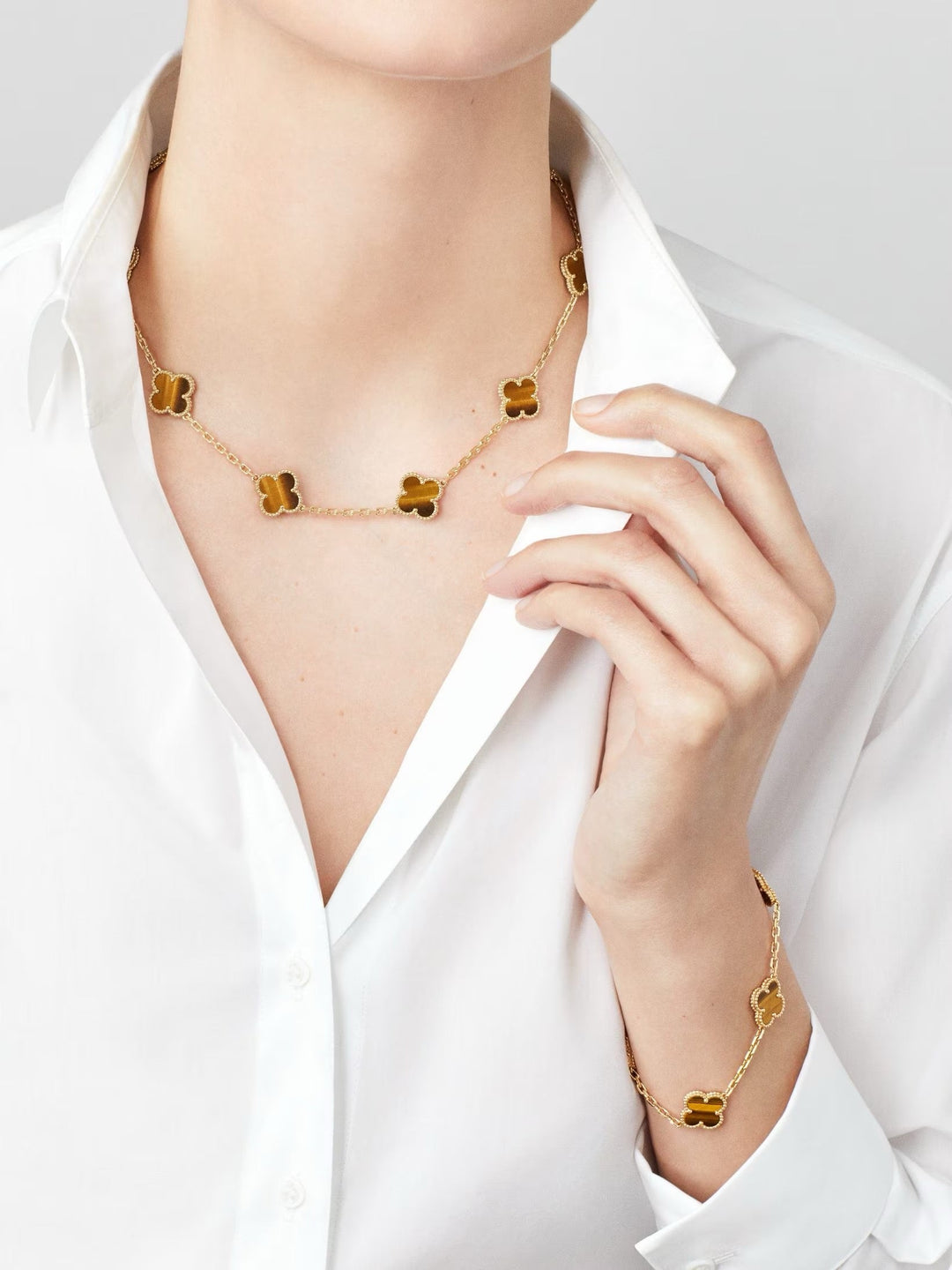 ARMBAND TRÈFLE | BRAUN – GOLD