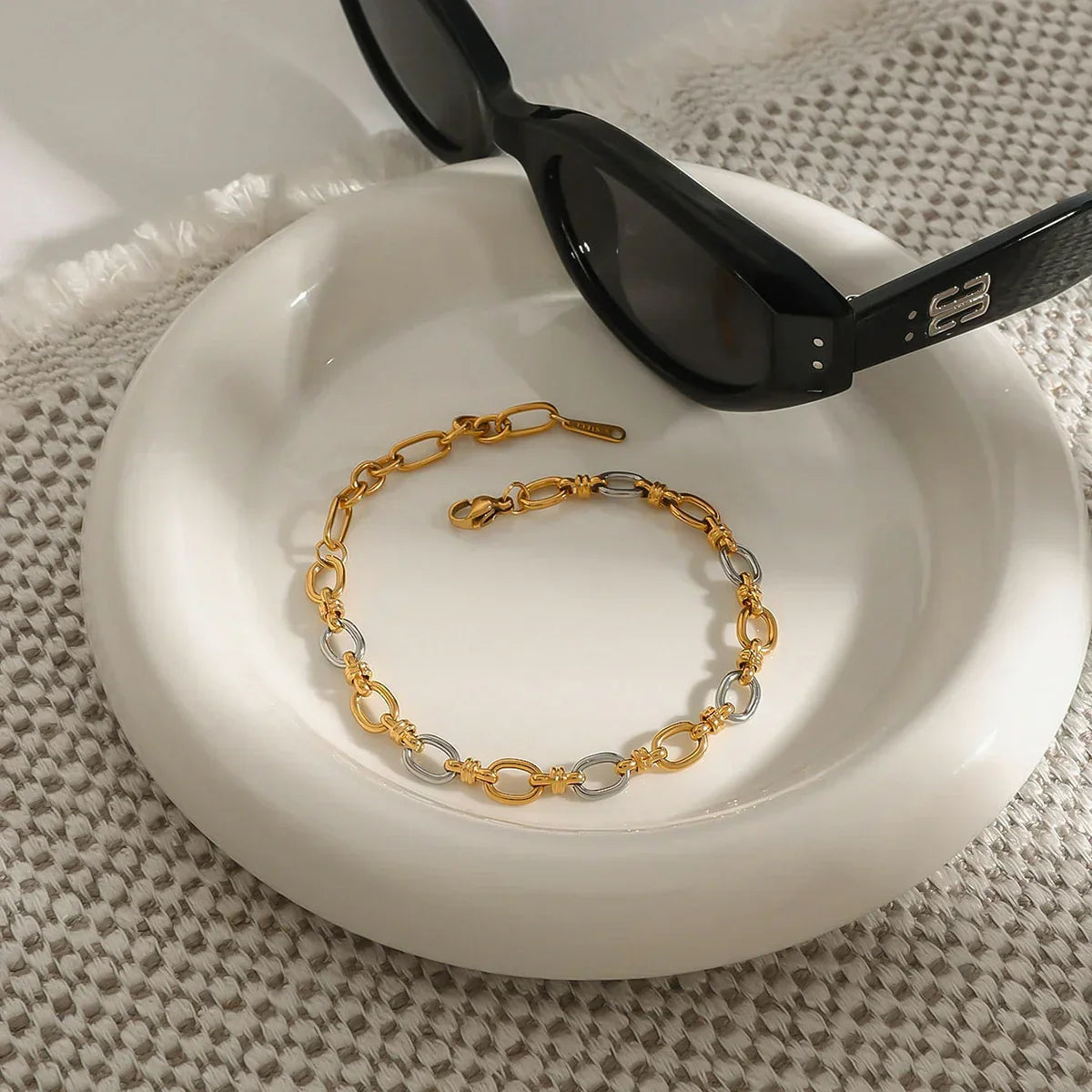 Solène Two Tone Armband