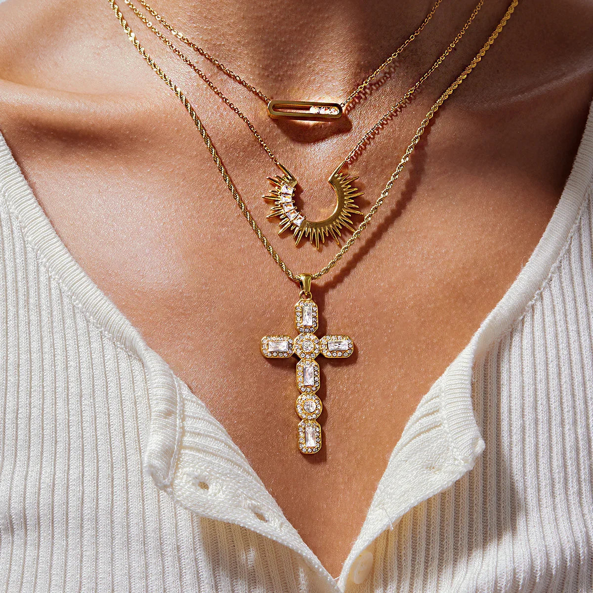 Sanctum Cross Halskette