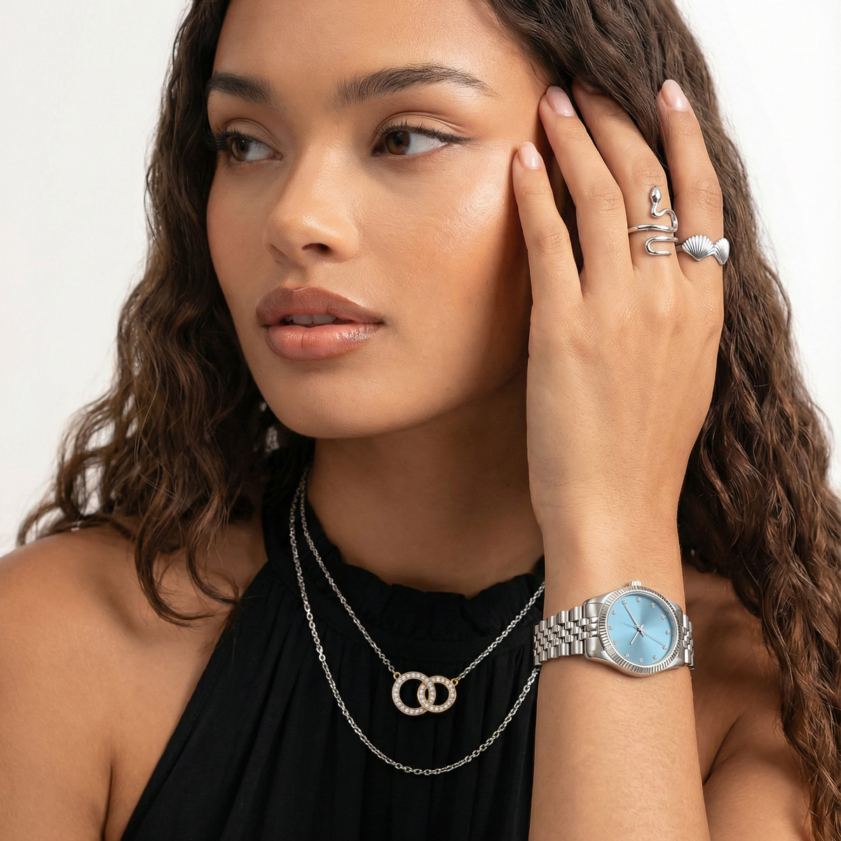 Solira Watch