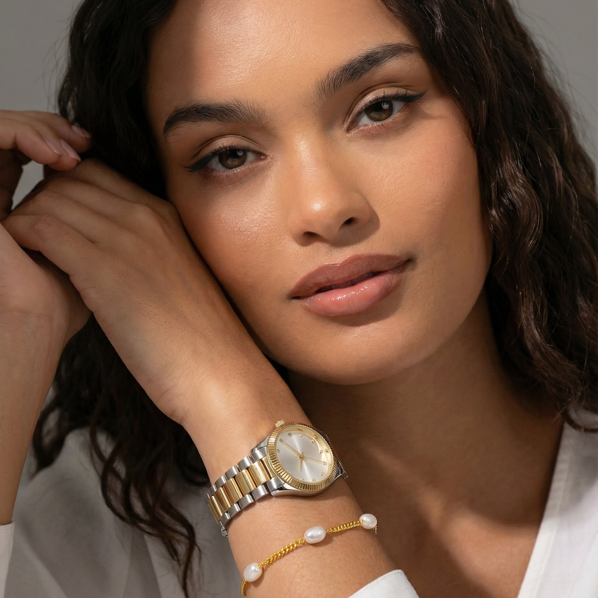 Solira Watch